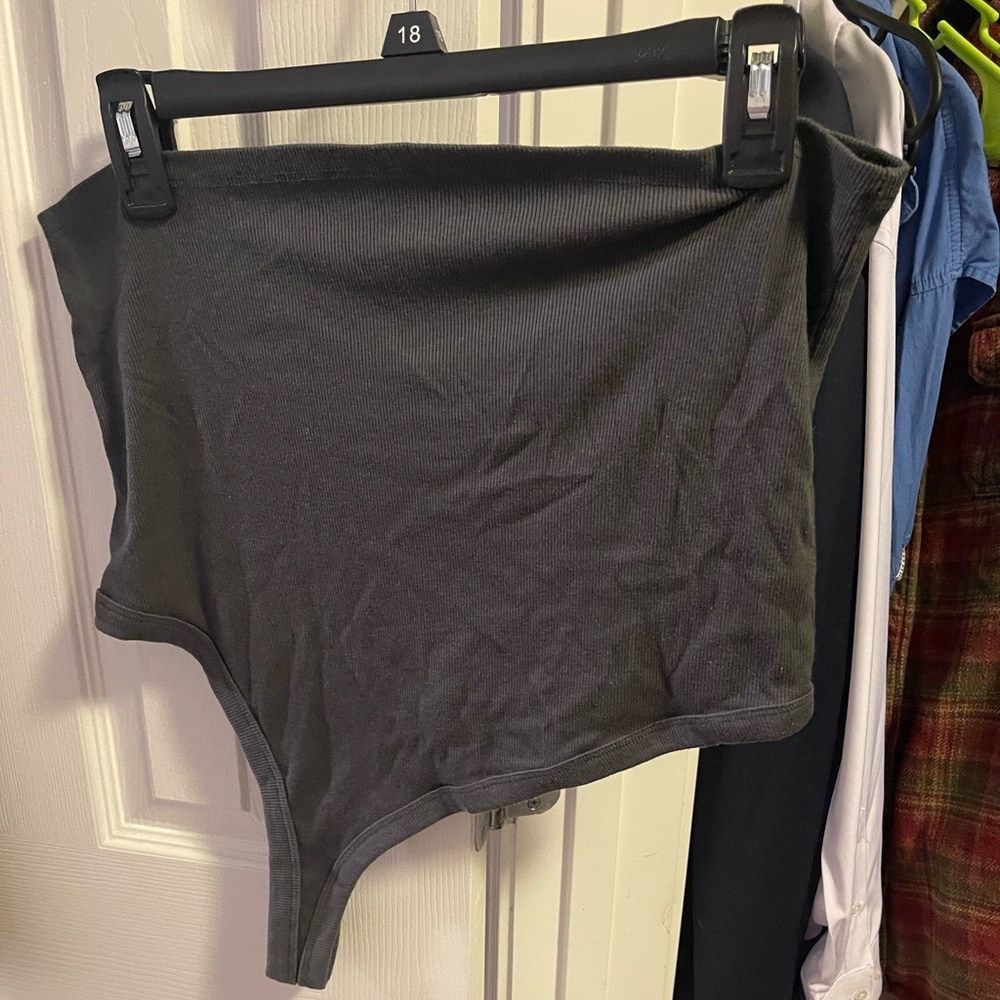 American Eagle one should crop top